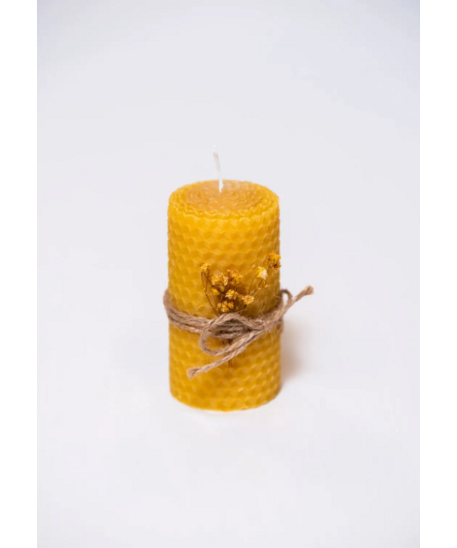 Beeswax candle