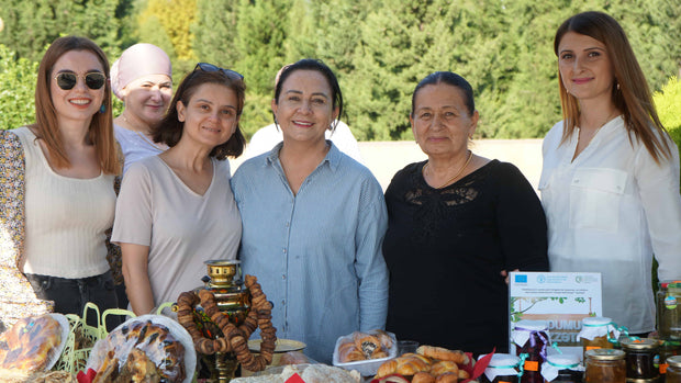 <h2>Meet the Local Artisans Behind Unibox: Crafting Gifts with Heart and Heritage<br/><br/></h2>